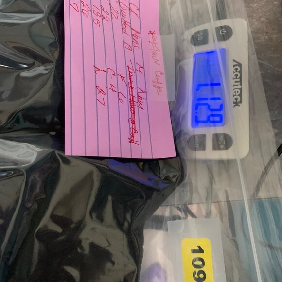 Men’s Calvin Klein Navy Blue Medium Jacket Quilted Diamond Pockets Repaired Cuff - Picture 12 of 13